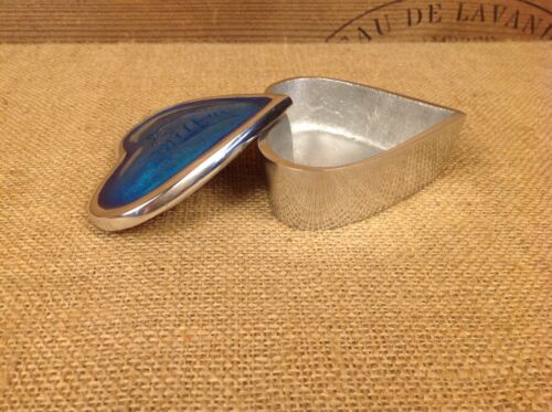 Decorative Blue enamel Heart shaped polished Aluminium Trinket pill box - Picture 6 of 15