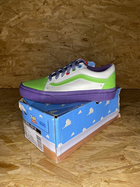 vans old skool toy story buzz lightyear