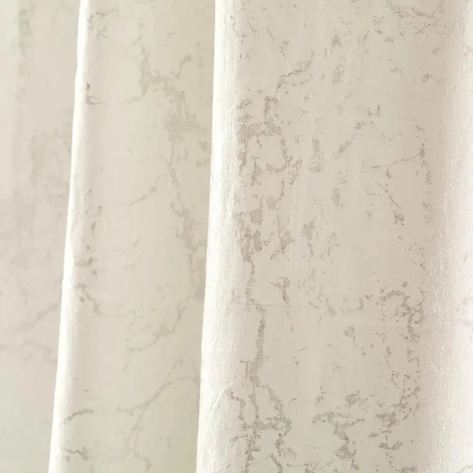 COPPIA TENDA CONFEZIONATA KARA LINEA ORO 2 PANNELLI CON BORCHIE - Immagine 3 di 4