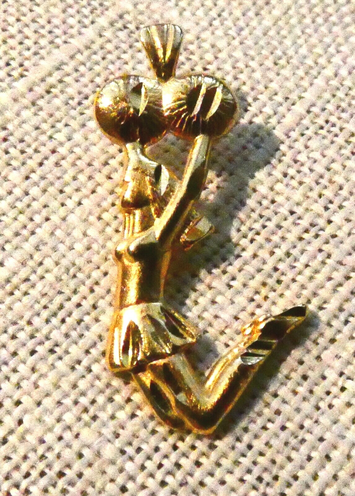 14K GOLD Pom Poms CheerLeader Charm Pendant 1.8g TW Gem