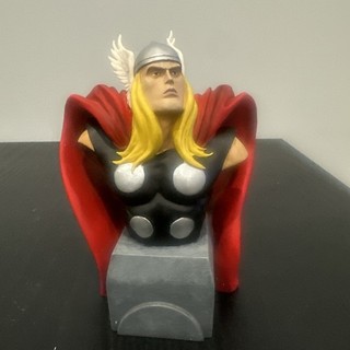 The Mighty Thor Mini Bust Marvel Limited Edition #992/3000 SEE DESCRIPTION