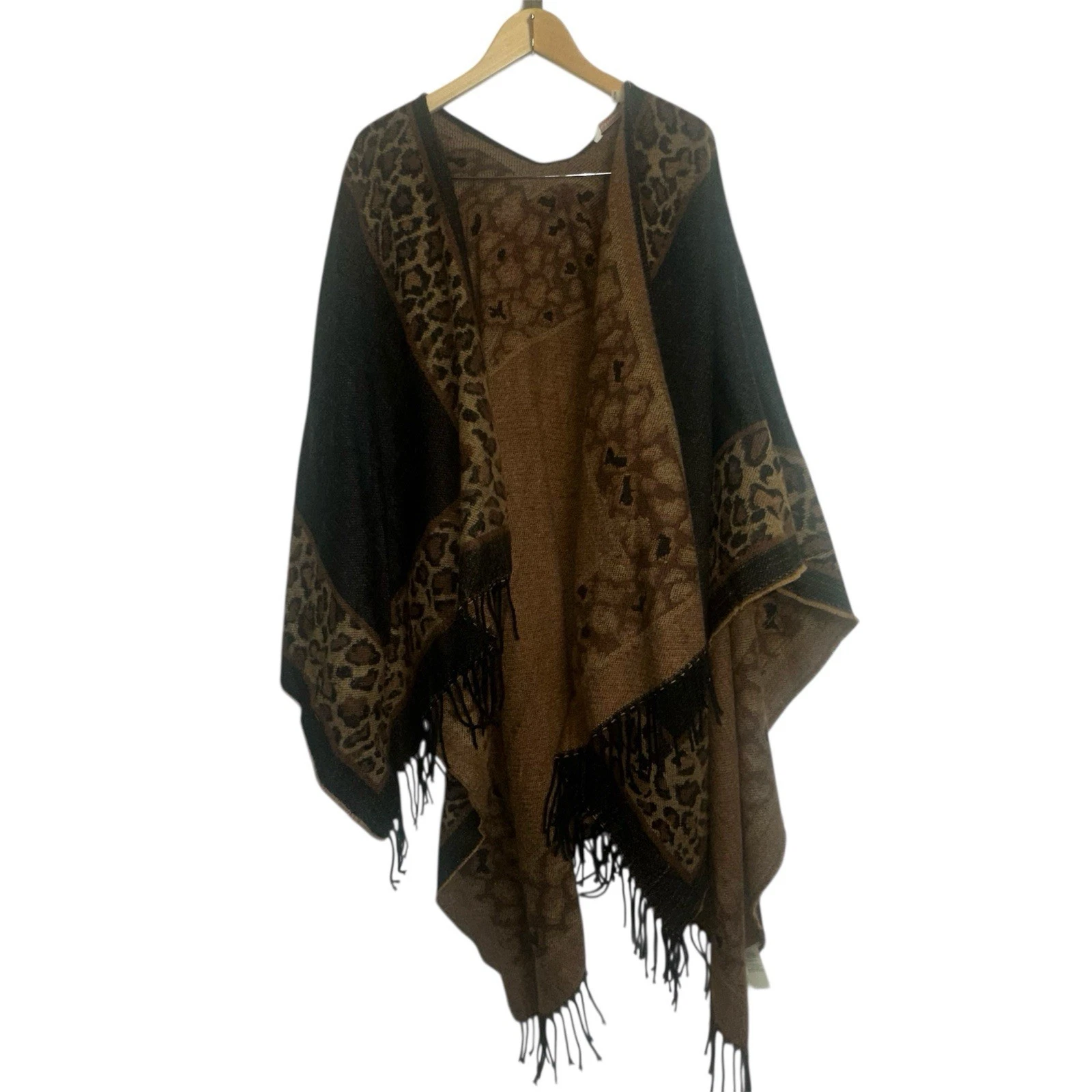 Soft Surroundings Women’s OS Leopard Print Fringe Poncho Wrap Brown Mobwife