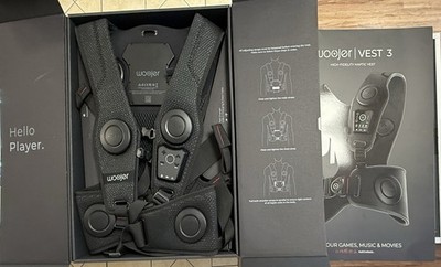 Woojer haptic vest 3 for games, movies, music, VR and wellness - Black