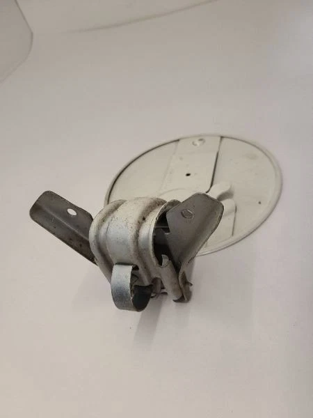 2007-2014 CADILLAC ESCALADE ESV Fuel Filler Door White 15940677      Foto 4 de 4