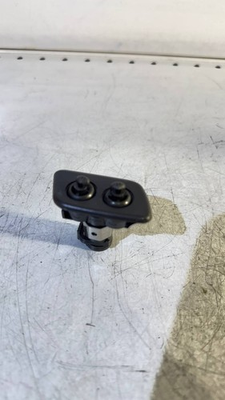 #ad BMW E39 Spray Nozzle Right 61678360662 PBMWG024R $11.00