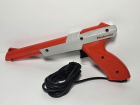 Nintendo NES Zapper Light Gun Controller Gray/Orange Wired Trigger NES-005