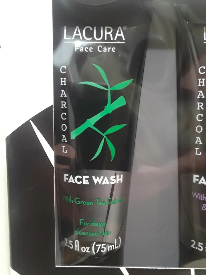 Kit de cuidado facial Lacura. Lavado facial, exfoliante y mascarilla a carbón. Para piel limpia profunda Foto 4 de 4