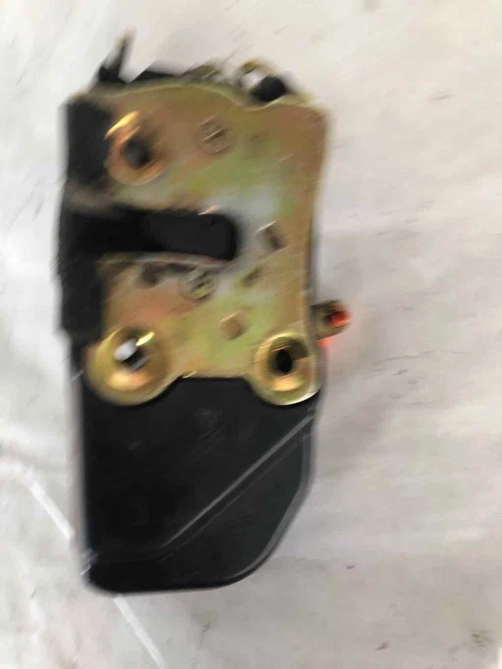 2000 - 2005 DODGE NEON SXT Front Door Lock Latch Actuator Left Driver Side LH - Image 4 of 4