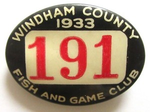 Pinback button 1933 WINDHAM County CT. CONN  - Rod & Gun FISH AND GAME CLUB pin