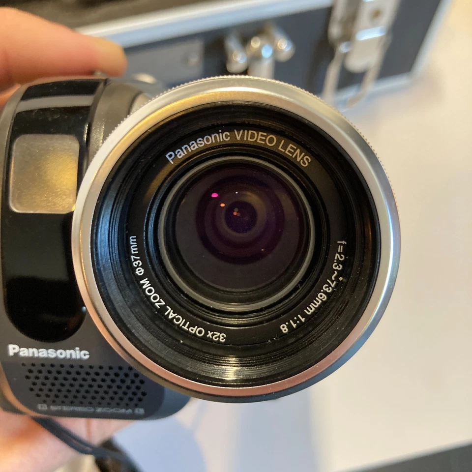 Panasonic PV-GS85 Mini DV Camcorder 32x Optical Zoom O.I.S. W Acc & Case Tested - Image 3 of 4