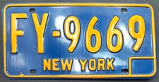 Base 1969-1973 New York license plate Near Mint ~ FY-9669