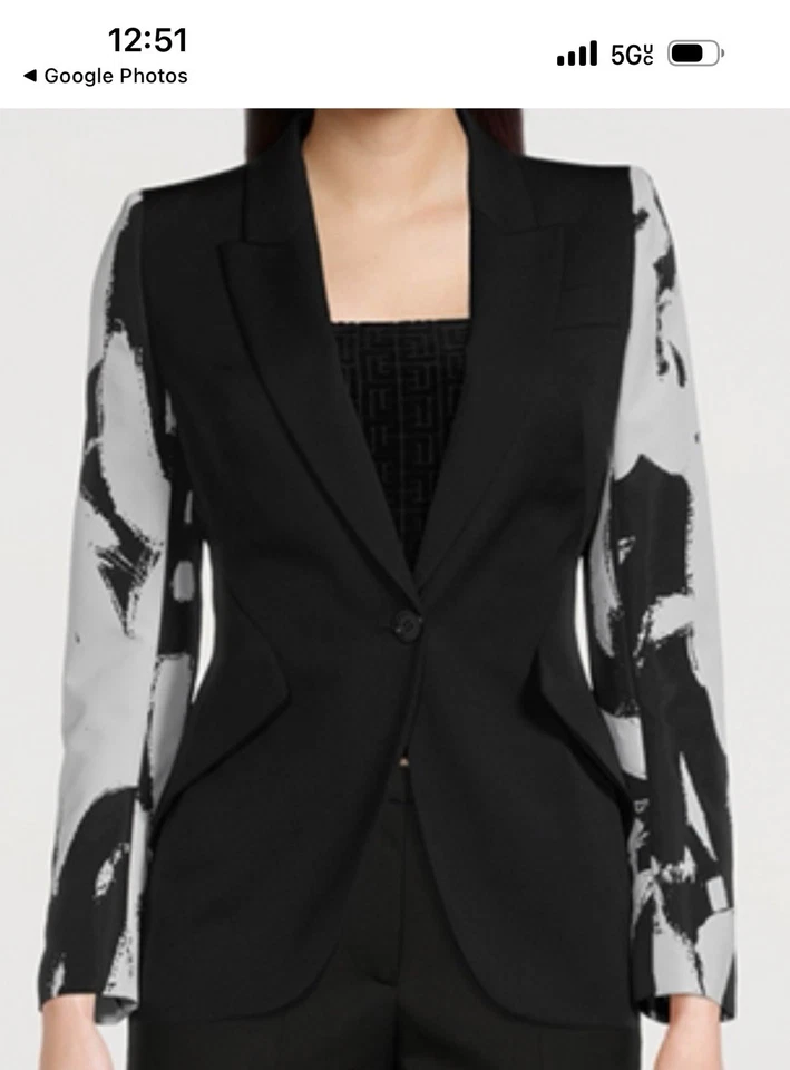 Blazer Alexander McQueen estampado con logotipo de un solo pecho talla 36 nuevo con etiquetas $2090 Foto 2 de 4