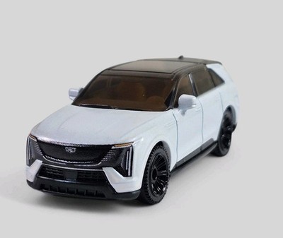 2025 CADILLAC ESCALADE IQ Diorama Collectible DieCast Model Car 1:64 White LOOSE