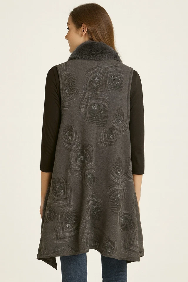 Chaleco gris con ribete de piel sintética Foto 3 de 4