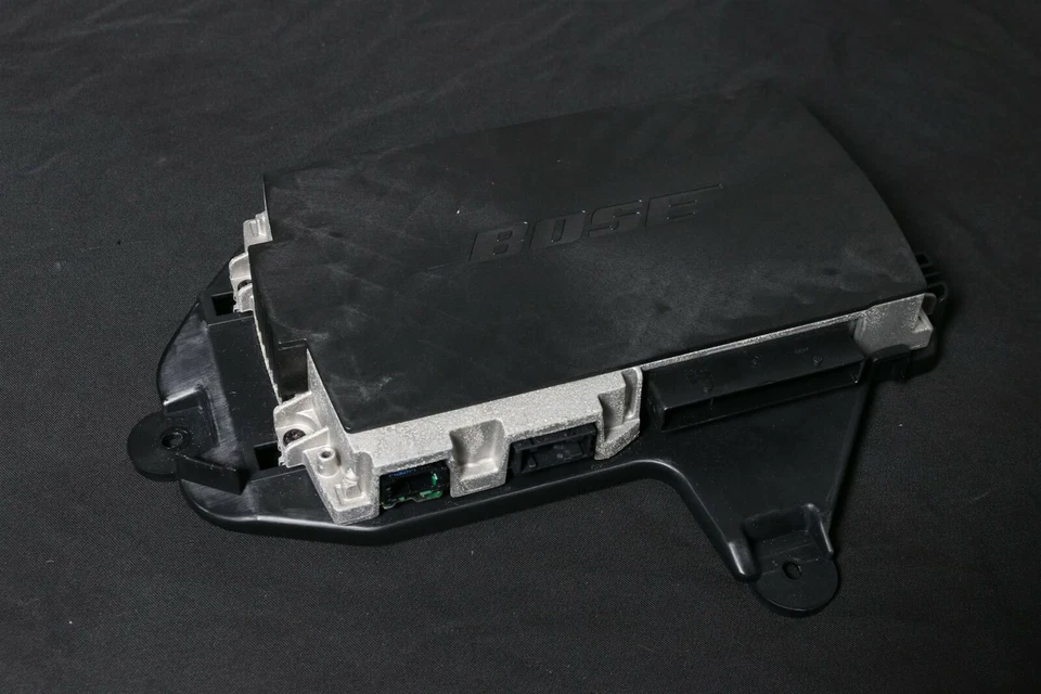 8X0035223C BOSE Système De Son Amplificateur Amp Pack De Son Audi A1 8X Q3 8U - Photo 2/4