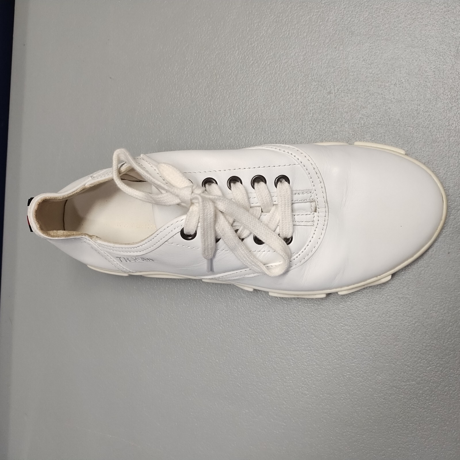 Tommy Hilfiger Gigi Haded Sneakers Womens Sz 6.5 White Round Toe Comfort Lace Up thumbnail 9