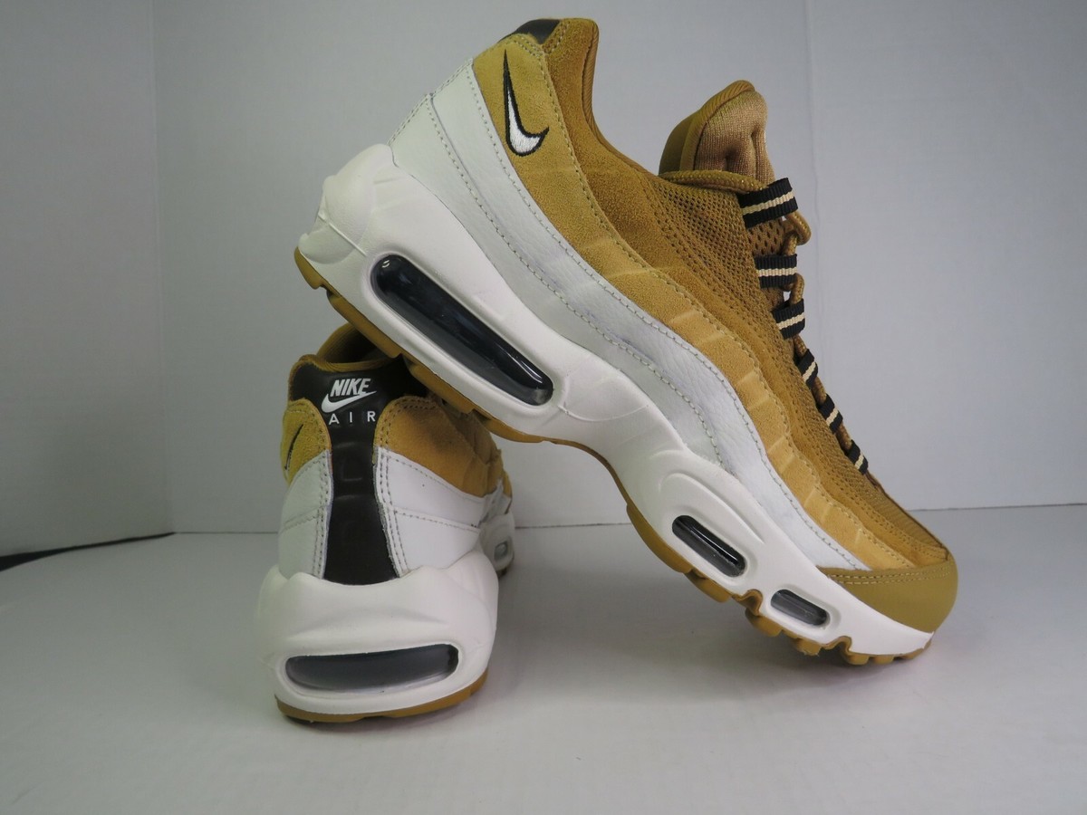NIKE AIR MAX 95 ESSENTIAL  ゴールデンサイズ27cm Men's Nike Air Max 95 Essential Wheat White Celestial Gold AT9865