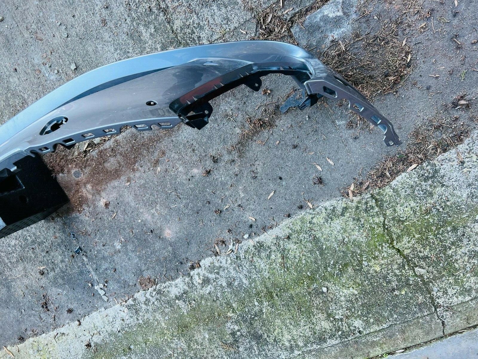 2019 2020 2021 BENTLEY CONTINENTAL GT OEM FRONT BUMPER COVER 