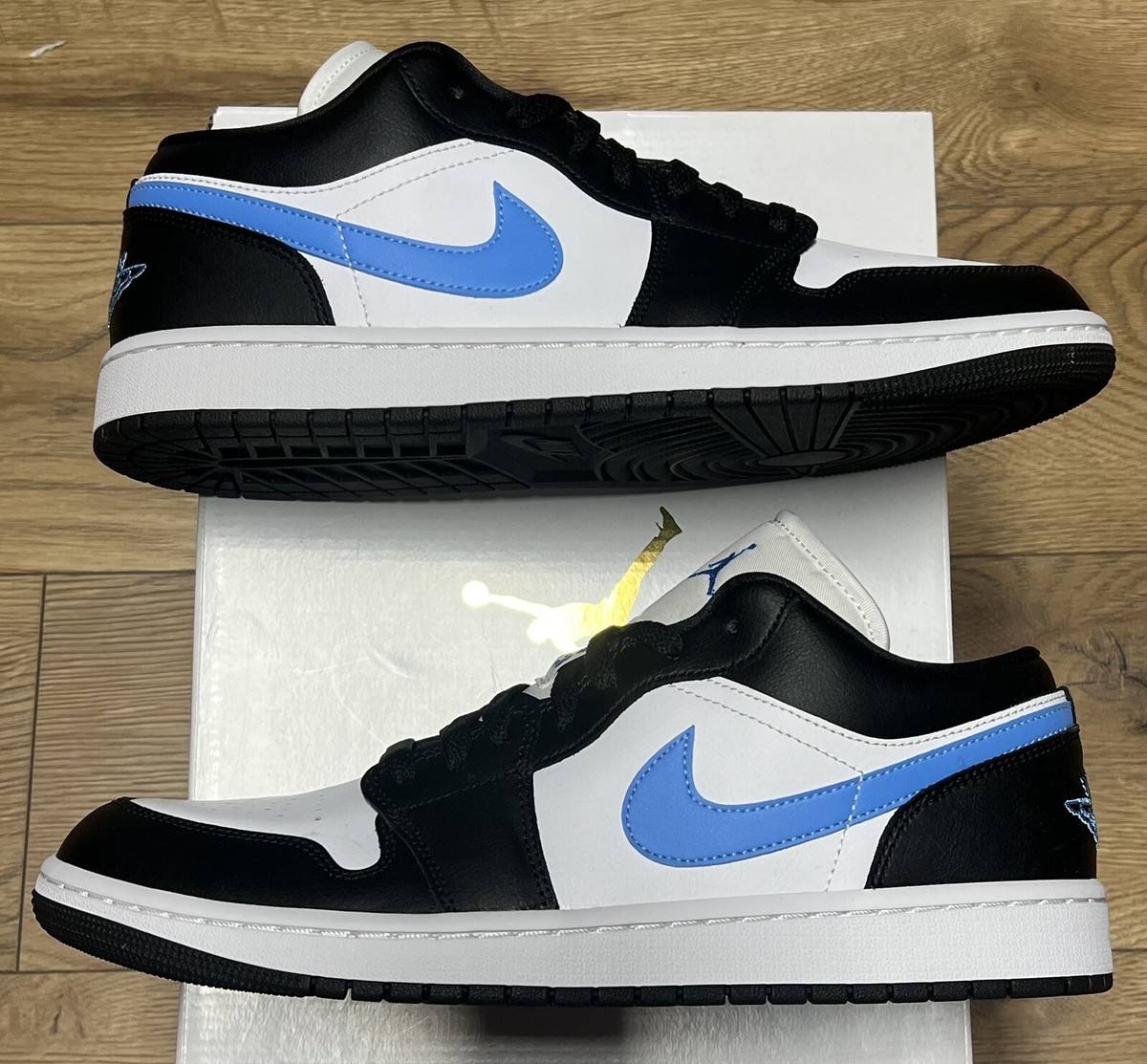 Nike Air Jordan 1 Low 青/黒/白　25cm Sz 11 W / 9.5 Men's- Brand New Nike Air Jordan 1 Low “UNC