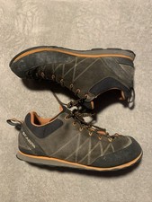 Scarpa Crux Approach Shoes Hiking Climbing Gray Orange Suede Mens 11 US 44.5 EU