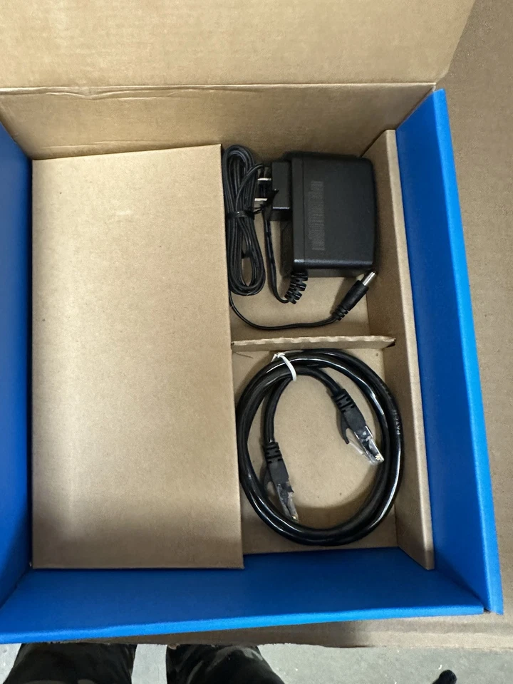 Linksys Router AX1800 MAX-STREAM Dual Band WUFU 6 Router MR7350 IN ORIGINAL BOX - Image 4 of 4