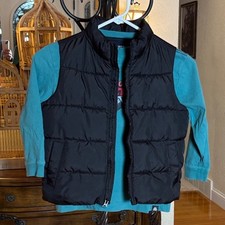 Old Navy Black Puffer Vest AND Graphic Tee Sz 5