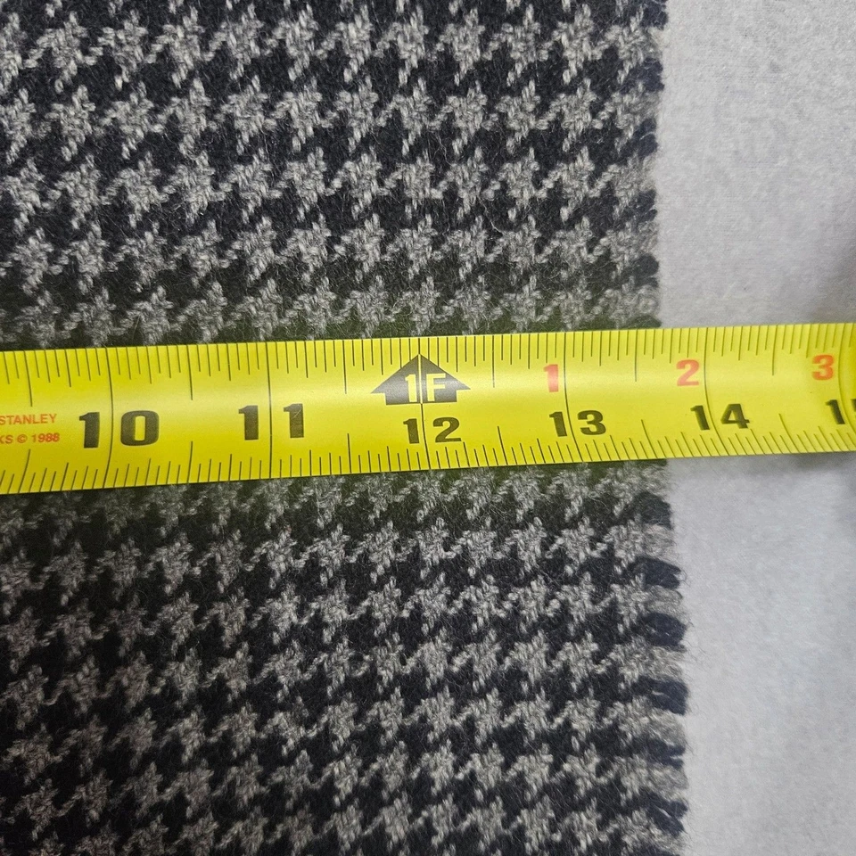 Шарф мужской Banana Republic кашемир ангорская смесь гончая черный на сером - Изображение 3 из 4