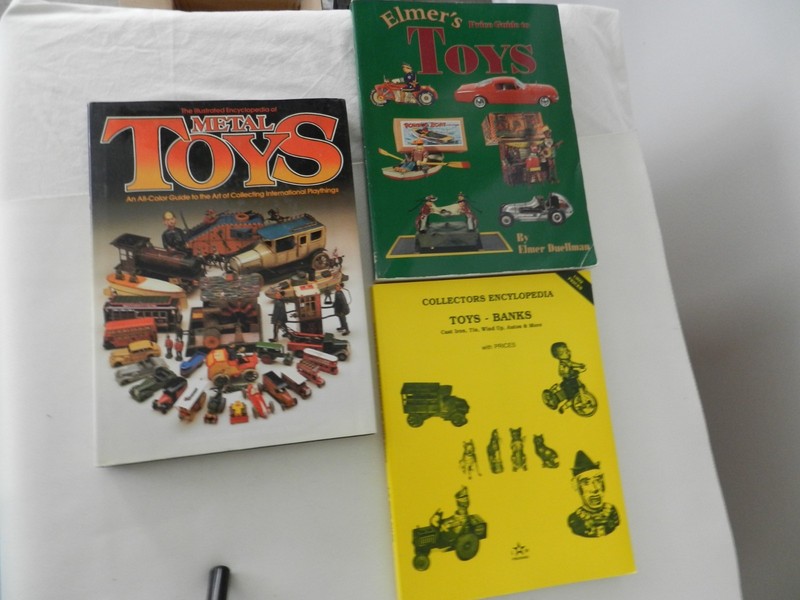 3-Books Encyclopedia and Price Guides for Metal Toys and Banks