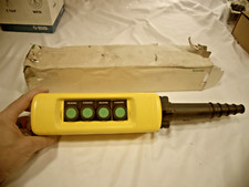 SCHNEIDER ELECTRIC 4-BUTTON PENDANT STATION 120V XAC-A04H7 #13