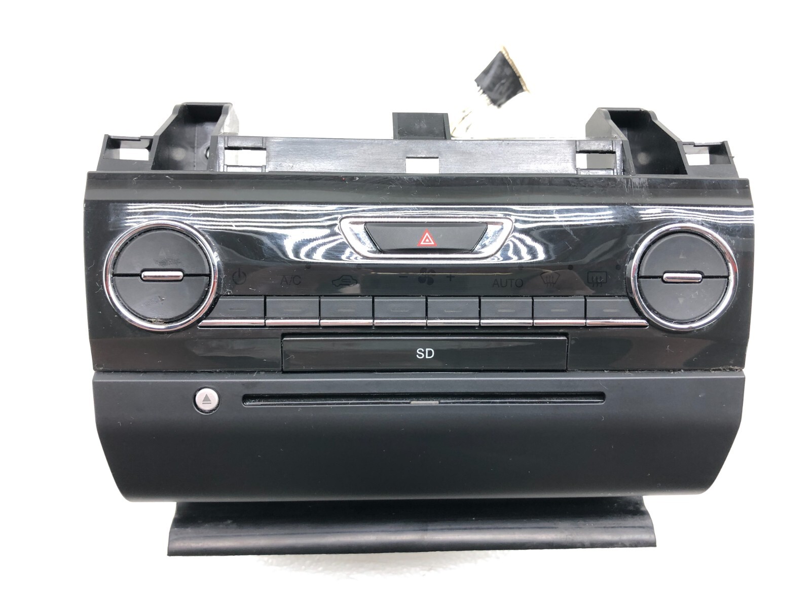 2014-2019 MASERATI GHIBLI CD CHANGER PLAYER RADIO AC HEATER CLIMATE CONTROL OEM.