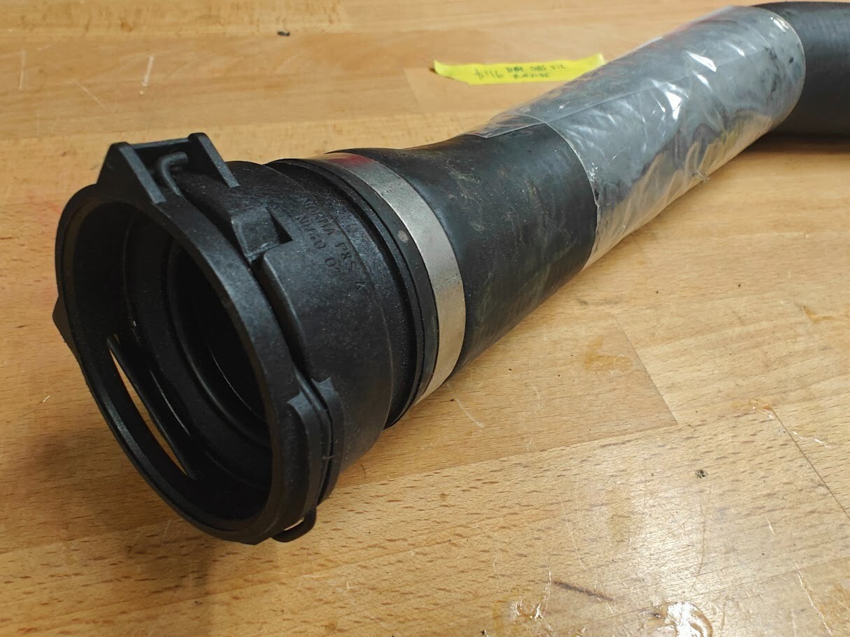 ASTON MARTIN RAPIDE RADIATOR COOLANT COOLING WATER HOSE TUBE PIPE OEM 2010-2019