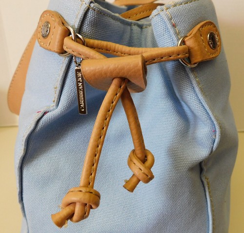 Caribbean Joe Sky Blue Shoulder Bag Handbag Tote Purse w/ Make-up Bag Wristlet - Picture 9 of 12