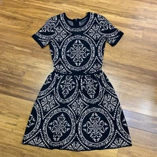 Romeo + Juliet Couture Knit Dress Womens Small Fit & Flare Medallion Print Black