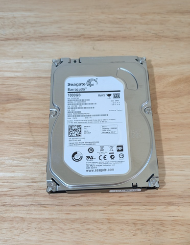 Disque dur 3,5 1 To SATA Seagate Barracuda ST1000DM003 7200RPM Sata