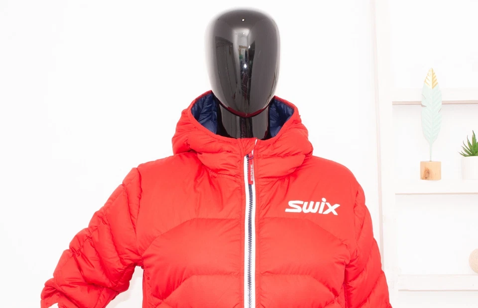 Jaqueta Swix vermelha com capuz inverno casaco acolchoado esqui caminhada feminina tamanho G - Imagem 2 de 4