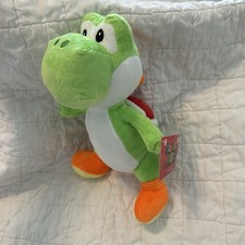 New NWT Nintendo Super Mario Bros. Yoshi 10.5  Plush Stuffed Toy plush