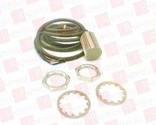 OMRON E2EV-X10C2 / E2EVX10C2 (NEW IN BOX)