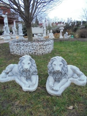 2 Osterinsel-Figuren Aus Steinguss – Frostfest Bis -30°C, Handgearbeitet In Deutschland, 40 X 15 X 14 Cm