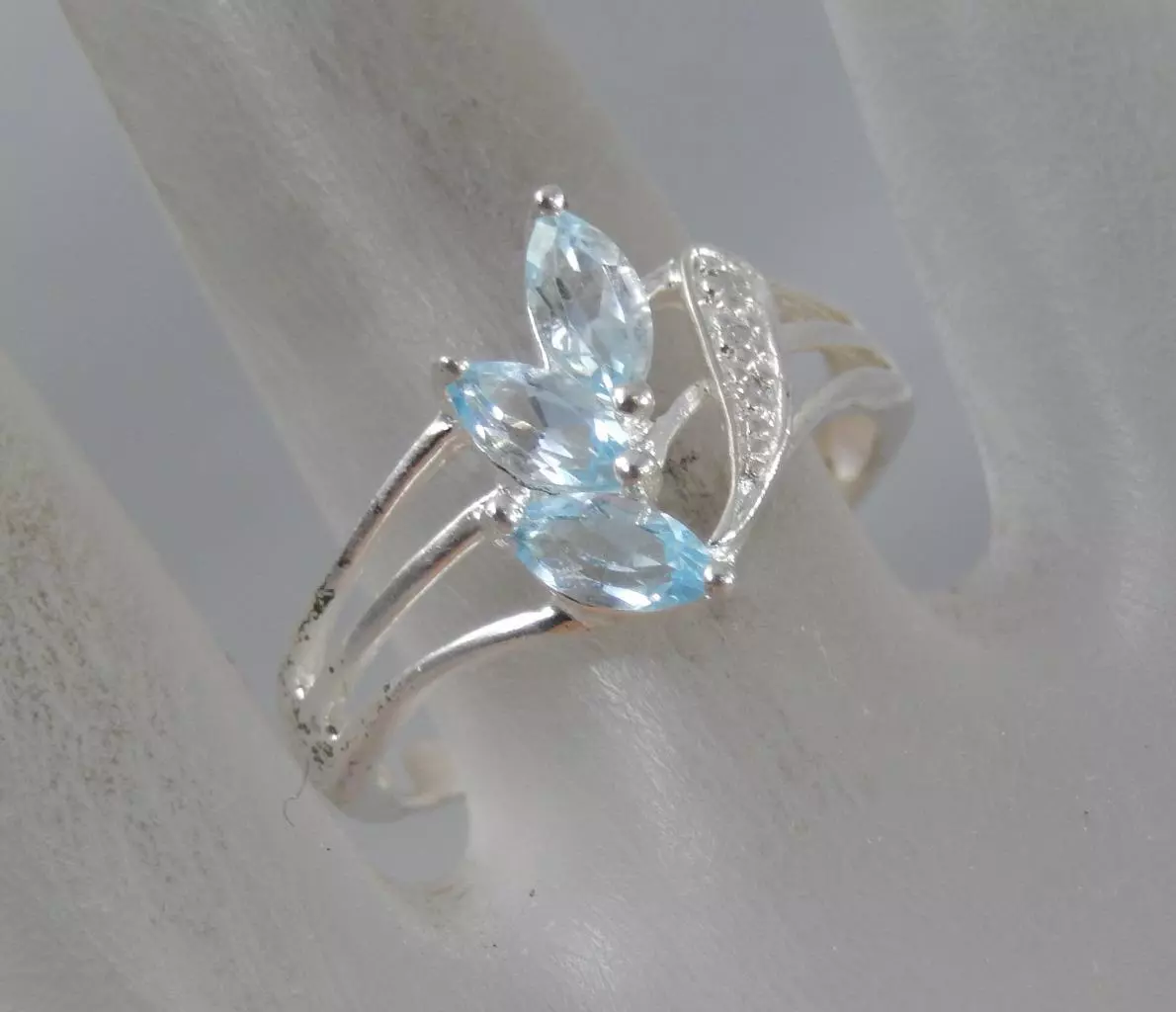 Vintage Avon Sterling Silver Triple Marquise Aquamarine Ring Size