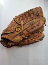 Wilson Signature Model A2331  George Brett   Baseball Glove Right-Hand Throw
