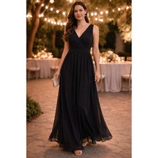 New with tags Lulus Black Chiffon Maxi Dress V Neck Sleeveless Formal Size M