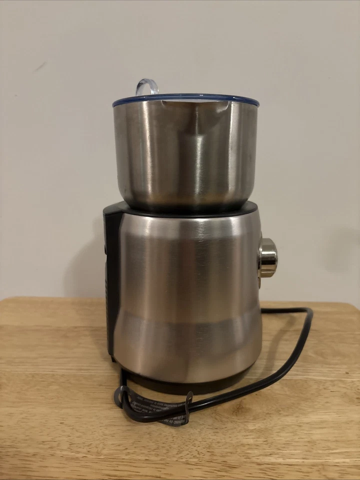 Breville Milk Cafe Frother Brushed Stainless Steel BMF600XL - Image 4 of 4