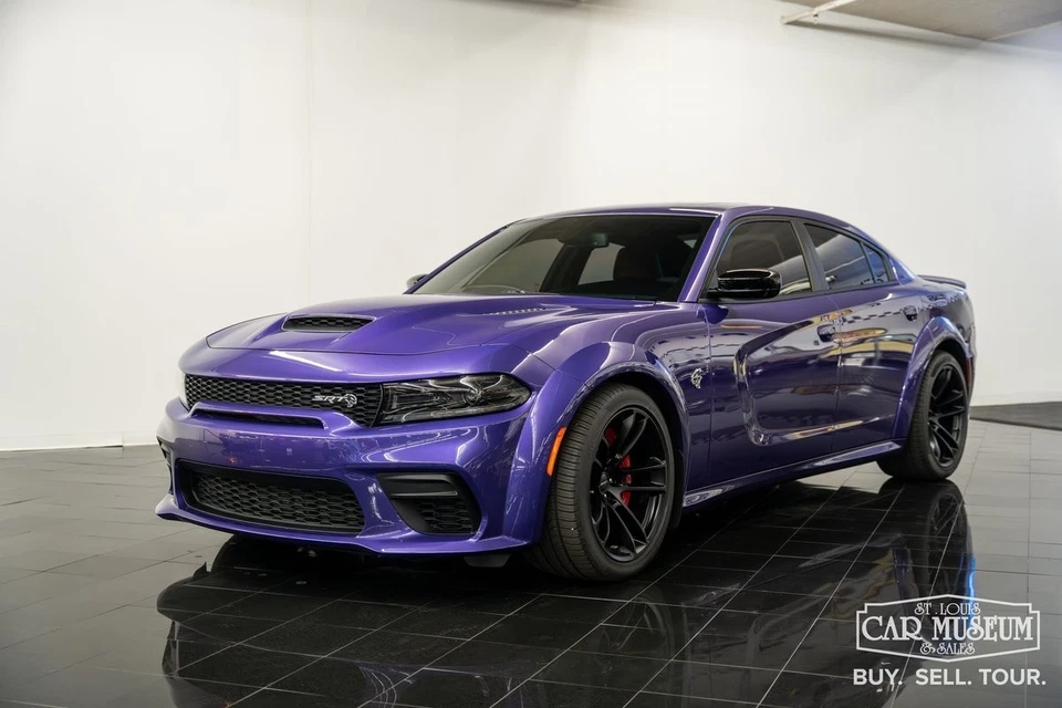 Dodge Charger SRT Hellcat 2023 carrocería ancha Jailbreak Foto 3 de 4