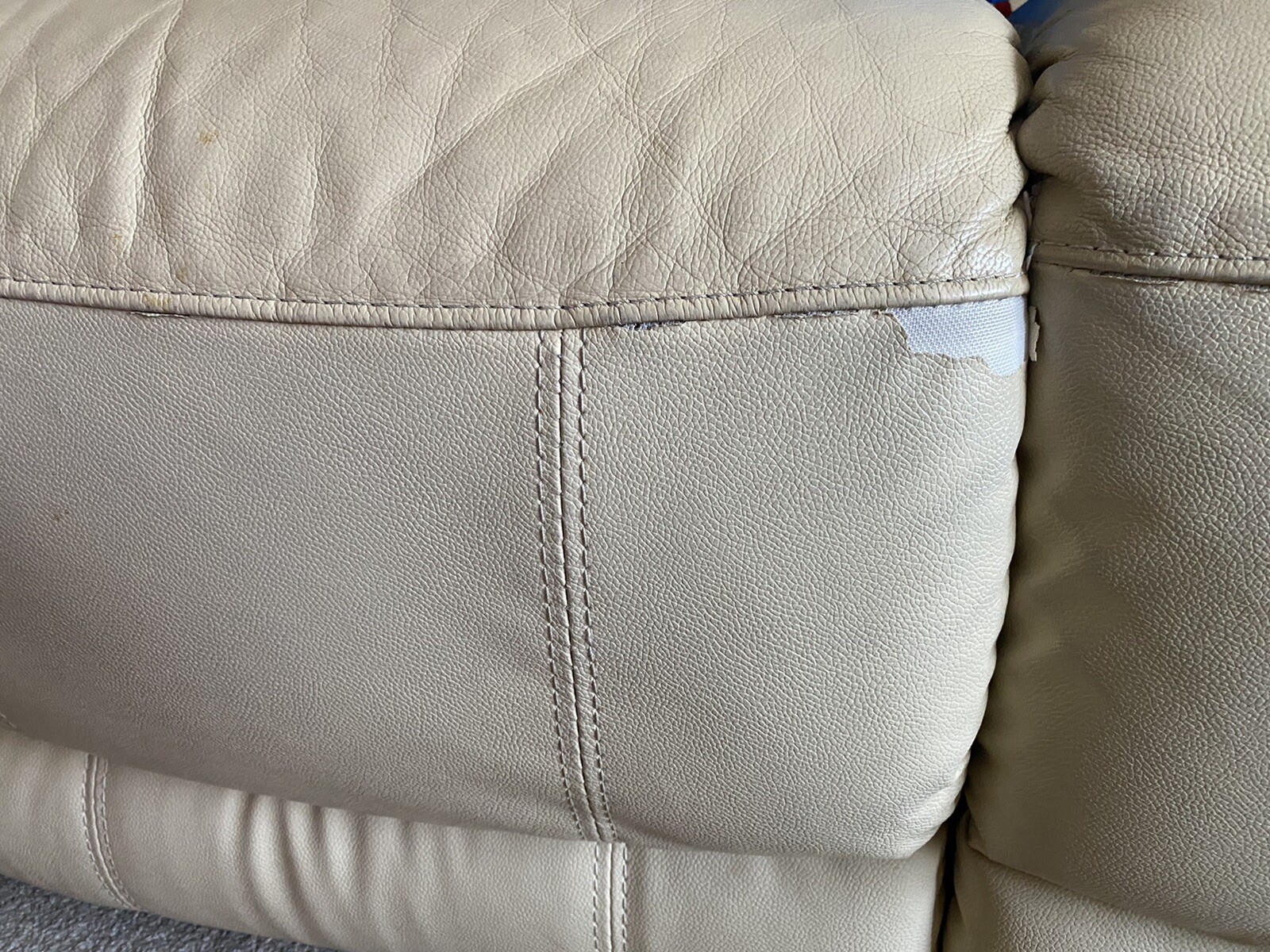 Harveys 3 Seater Recliner Leather Sofa Cream White Good Used Condition