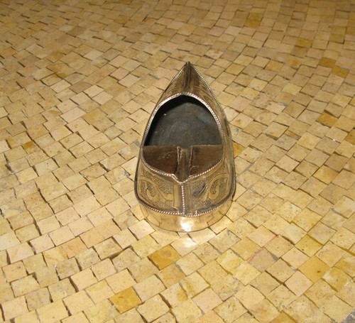 Moroccan metal ashtray, Moroccan babouches ashtray , Moroccan ashtray outdoor - Bild 3 von 4