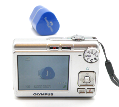Olympus FE-210 7MP Digital Camera Silver w/ Box Belt Case Cables