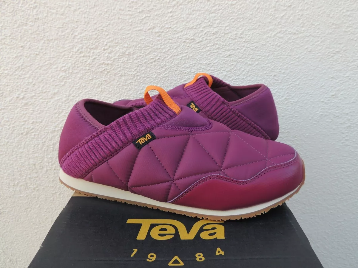 Sleeping sales bag shoes
