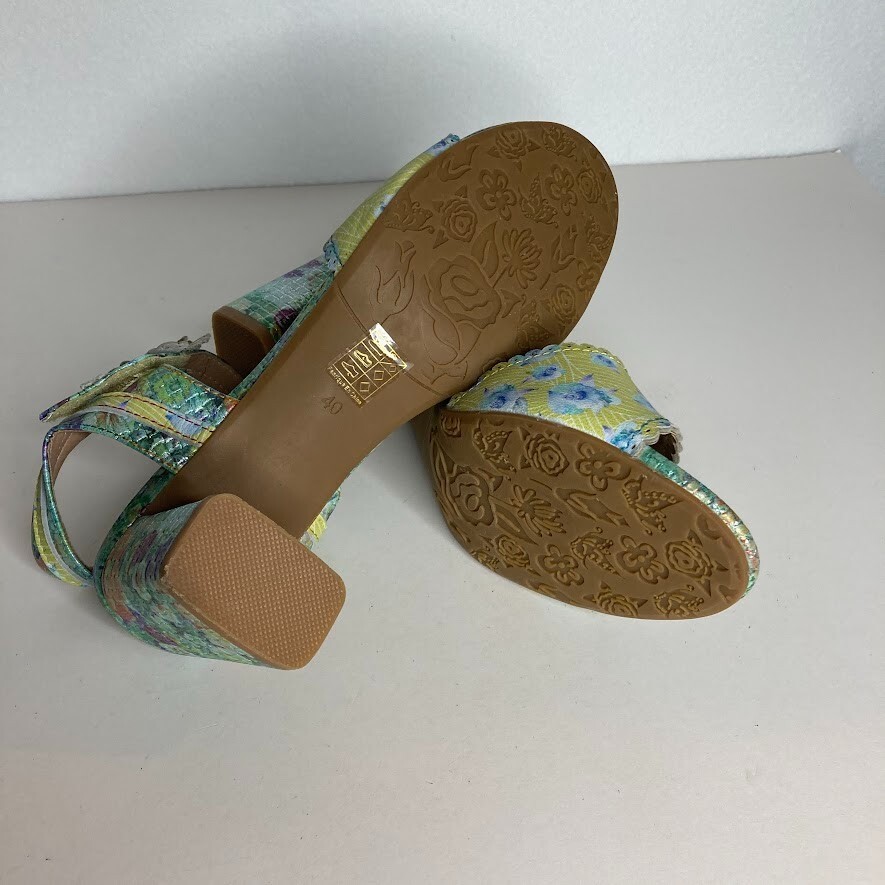 L'Artiste by Spring Step Vogeush Floral Heeled Sandal Sz 9 (40) 3" heel New