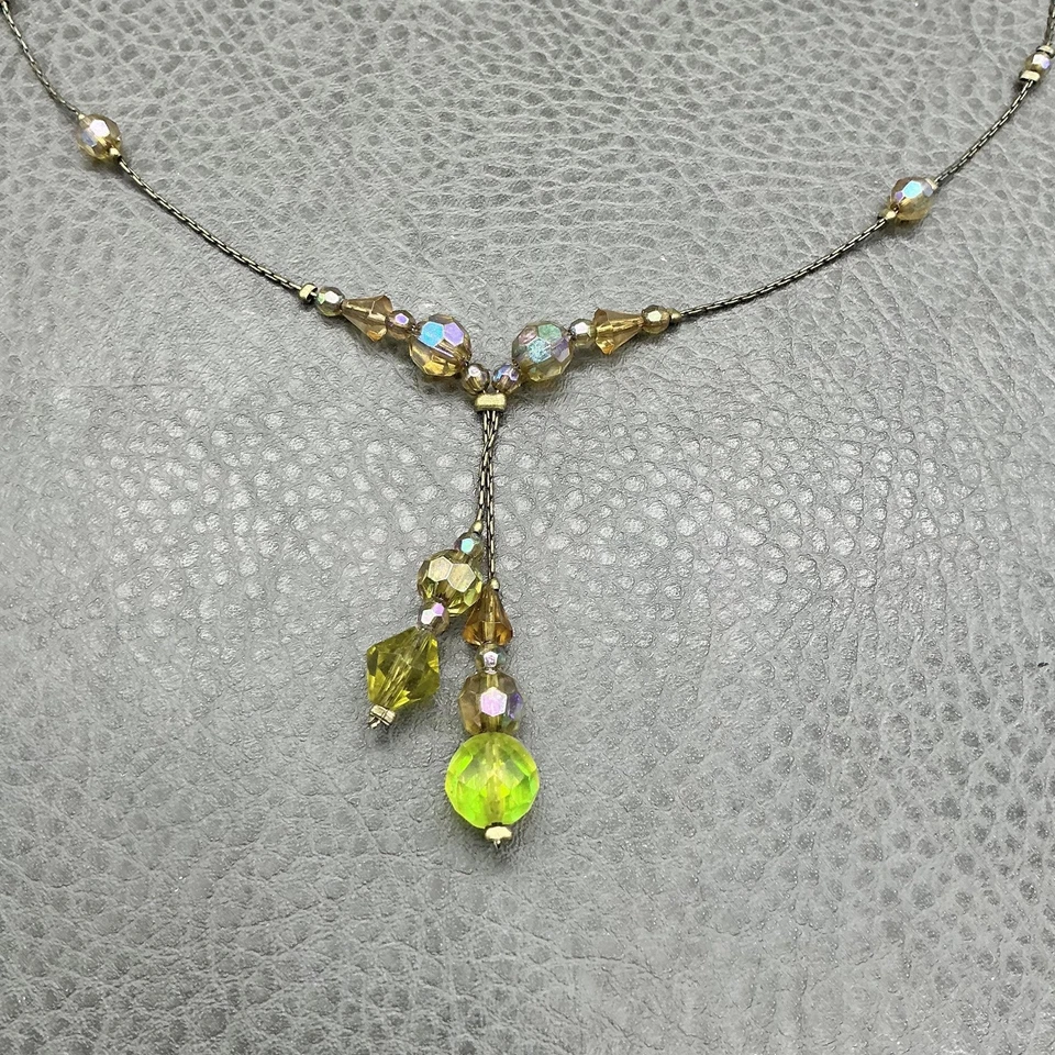 Collar 2028 Y Lariat Cuentas Vidrio Verde Aurora Boreal Cuelga Tono Bronce Foto 4 de 4