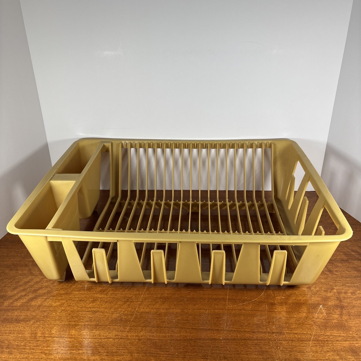 Vintage 1980s Rubbermaid Dish Drainer Strain Drying Rack Yellow